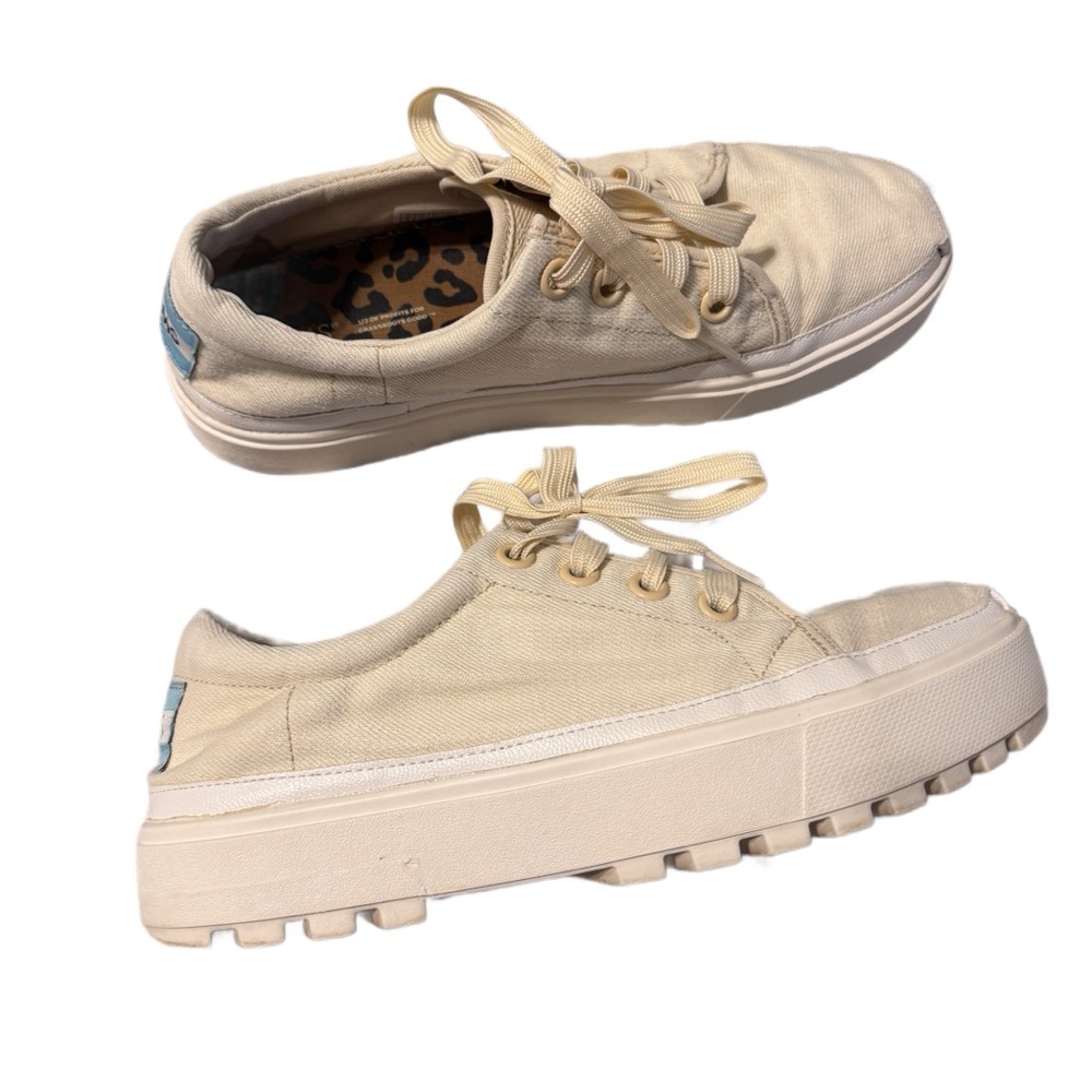 Toms Women's Beige Canvas Sneakers - 9